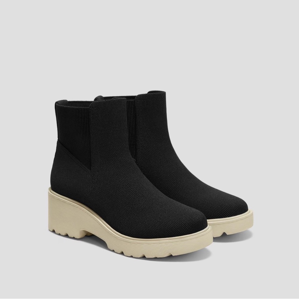 NEW VIVAIA Everly Round-Toe Chunky Platform Travel Boots Black Size 41 US 9.5